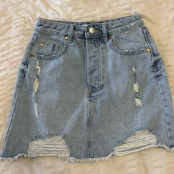 BLUE DENIM MINI SKIRT - Picture 1 of 2